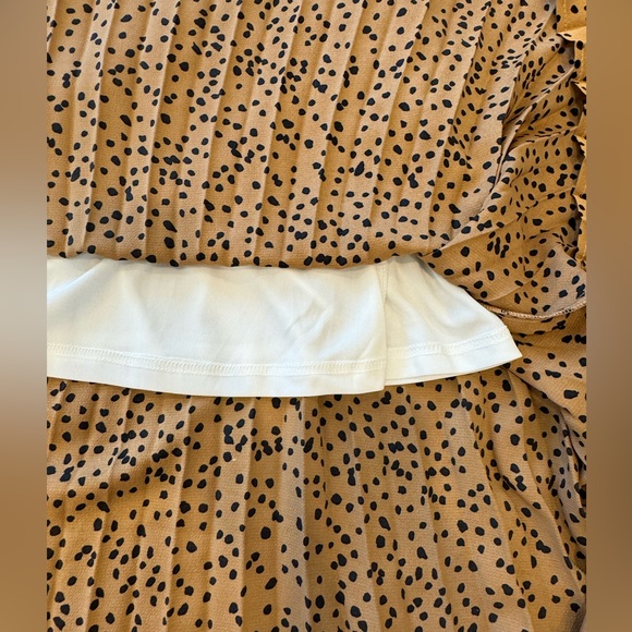 Pleated Midi Skirt - Picture 3 of 4